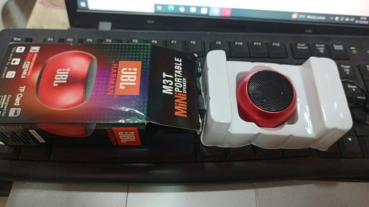Mini Portable Wireless Bluetooth & Rechargeable Speaker - Wireless Bluetooth Mini Speaker (Random Color) - Detail View 4