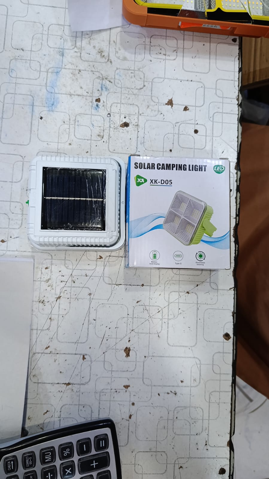 Solar Camping Light XK-D05 – Rechargeable Portable LED Emergency Light - Detail View 4
