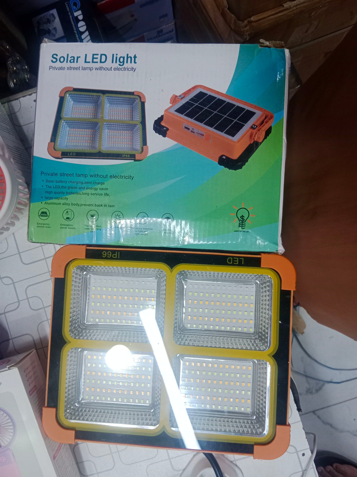 Solar LED Light Portable Waterproof Street Lamp For Outdoor Lighting And Security - Detail View 4